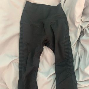 black alphalete legging